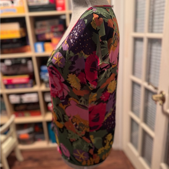 Sheer Floral Blouse - Picture 2 of 4